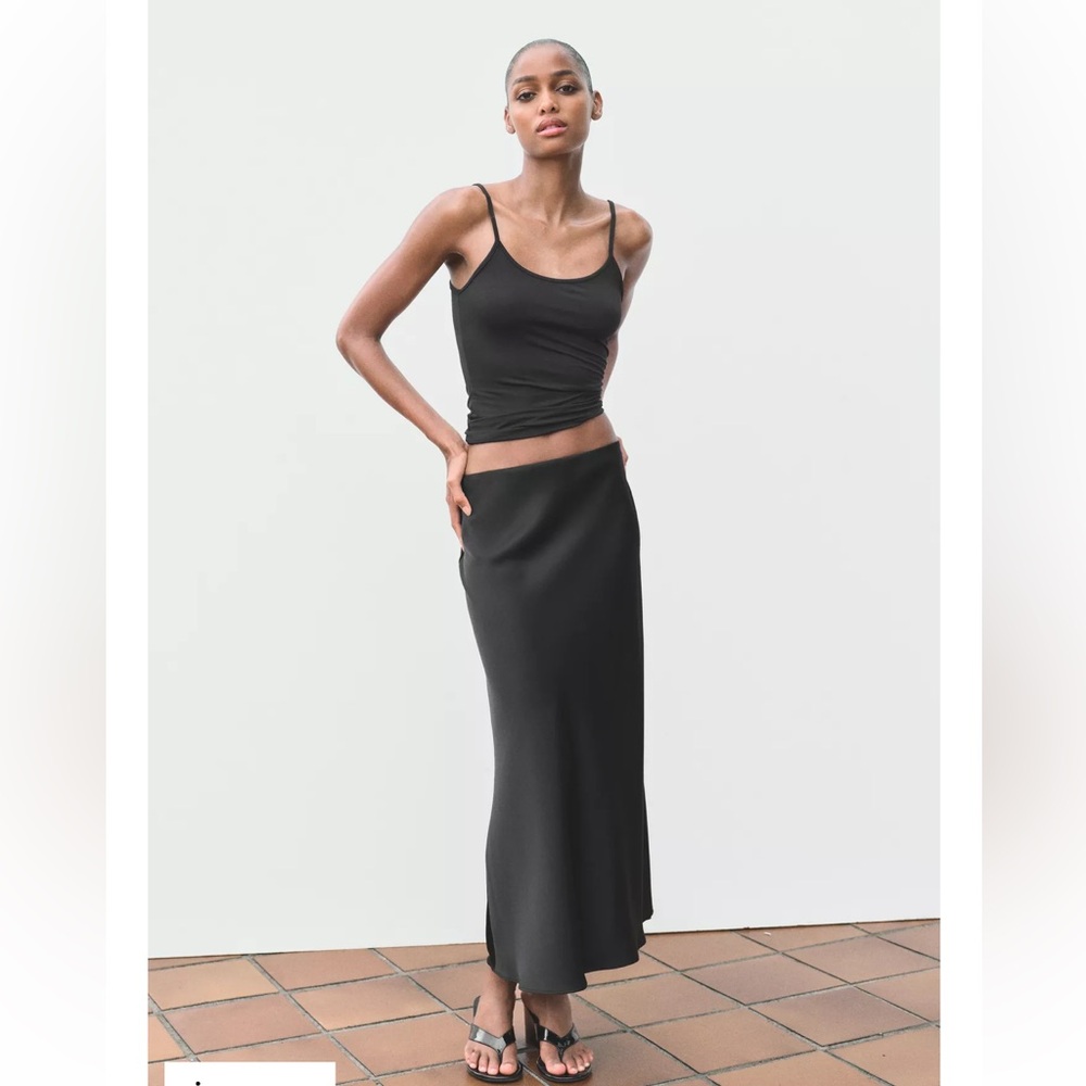 Zara Satin Effect Black Midi Skirt - new with tags